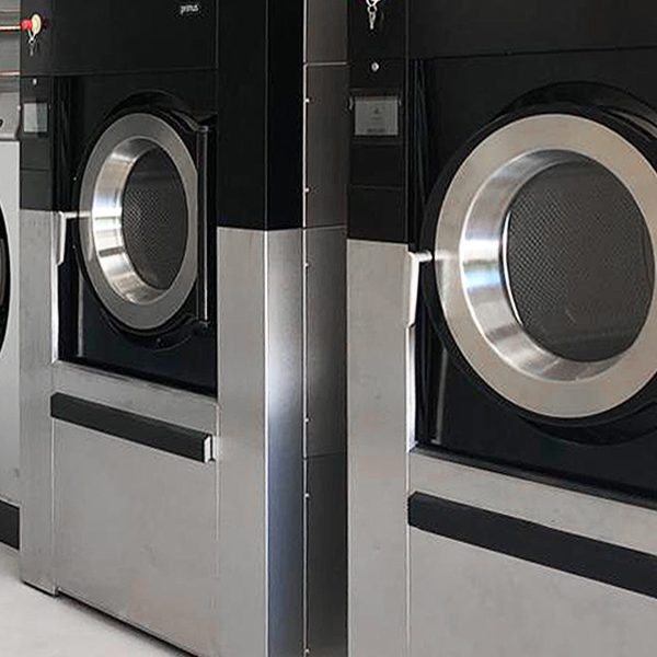 Machines à laver industrielles utilisées pour le linge hôtelier