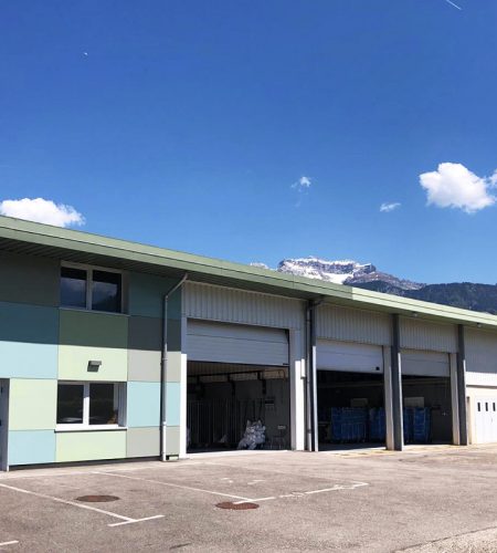 Façade de la blanchisserie située proche du lac d’Annecy